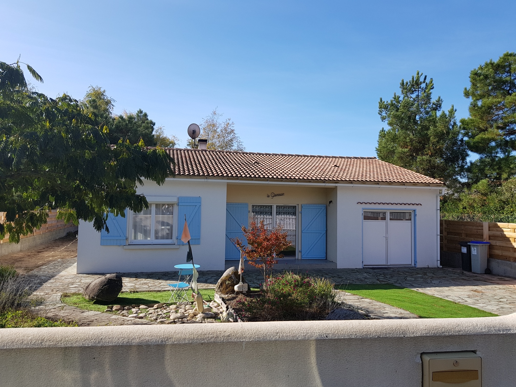 Jolie maison rénovée, Idéalement située !